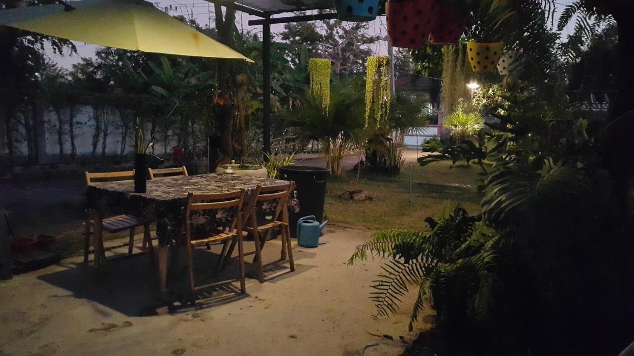 มุกดาสวรรค์ รีสอร์ท - Mukda Sawan Resort Mukdahan Buitenkant foto
